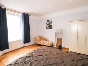 Casa de campo | 5 quartos, individualmente decorados, individualmente mobiliados