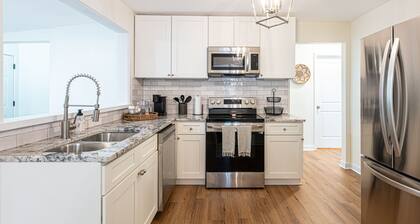 Cozy Cottage by the Clinch River