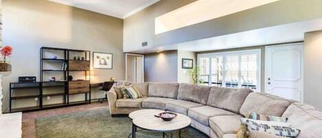 スマートテレビ、暖炉