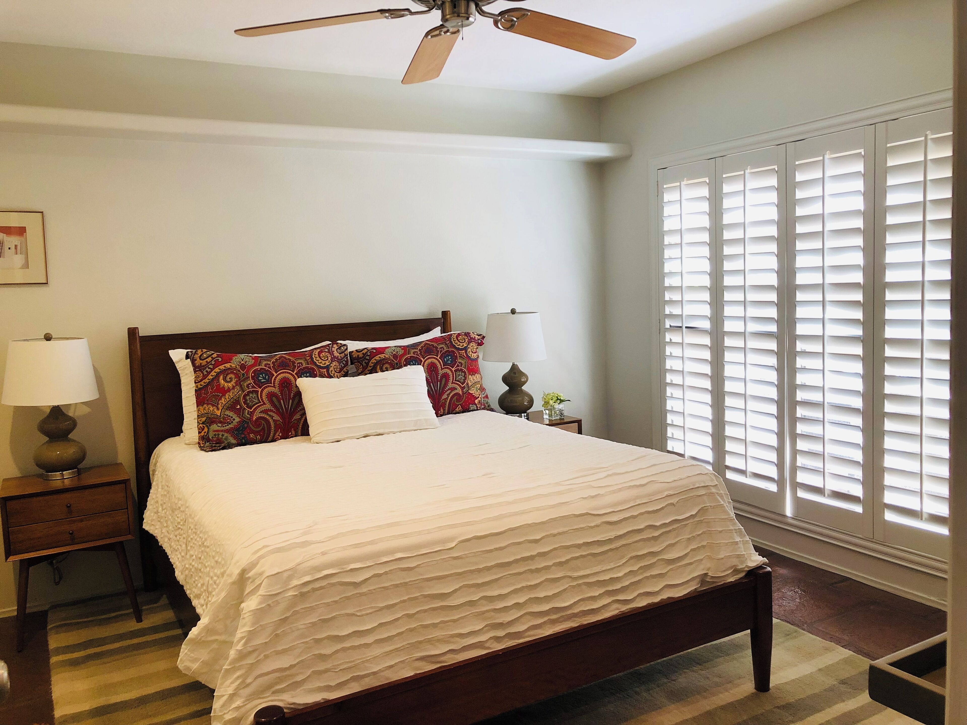 2 makuuhuonetta, työpöytä, silitysrauta/-lauta, Wi-Fi