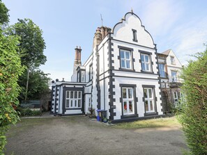 Cottage | Exterior