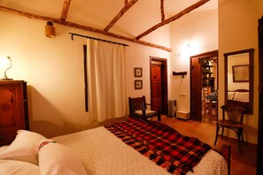 1 chambre, fer et planche Ă repasser, draps fournis