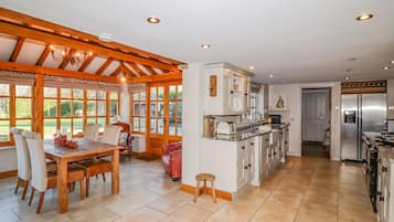 Fridge, dishwasher, electric kettle, toaster