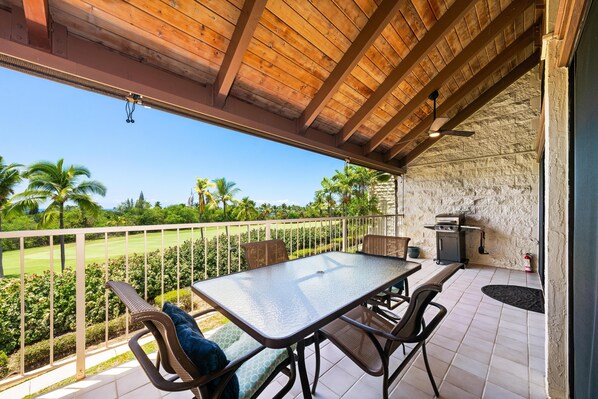 Condo, 3 phòng ngủ | Khu ẩm thực ngoài trời