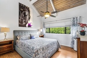 Condo, 3 Bedrooms