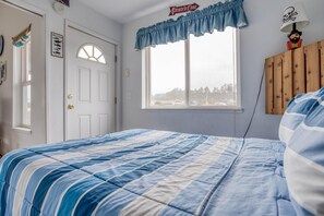 House, Multiple Beds (You, Me and the Sea) | 3 bedrooms - You, Me and the Sea (Waldport)