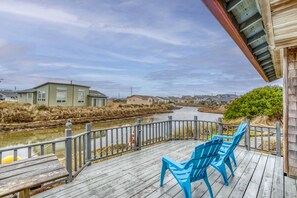 House, Multiple Beds (You, Me and the Sea) | Property grounds - You, Me and the Sea (Waldport)