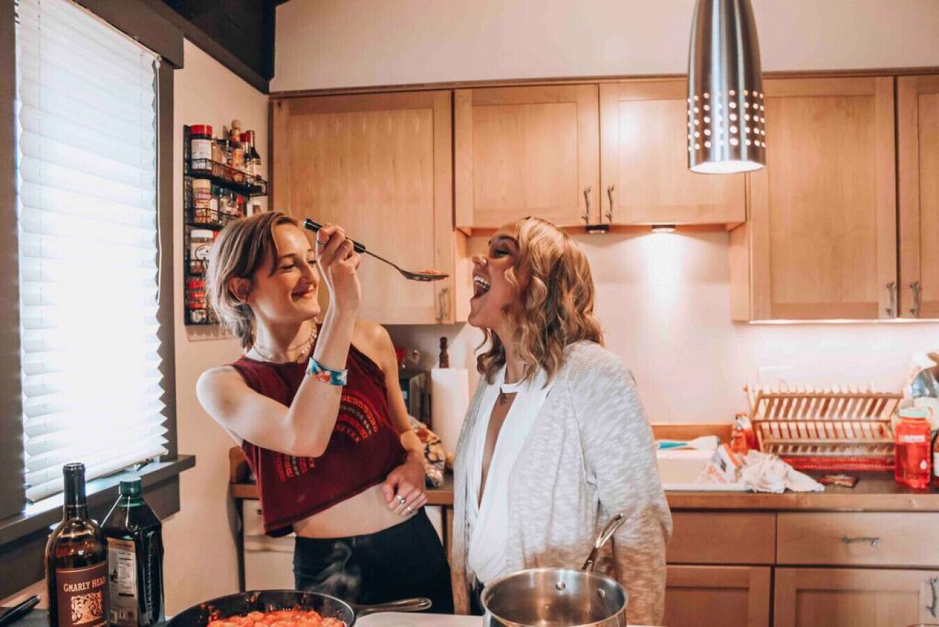 冰箱、微波炉、烤箱、炉灶