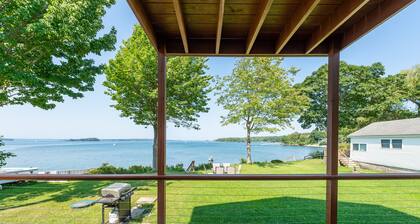 Beautiful ocean views and spectacular sunsets at this modern beachfront home