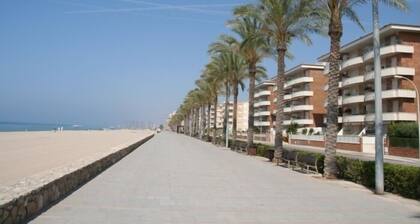 R141 Manila Resort Patio