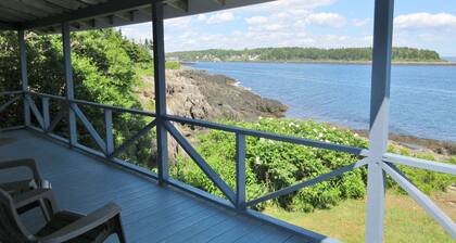 Ocean Watch - Relax and let the ocean sweep you away at this charming retreat