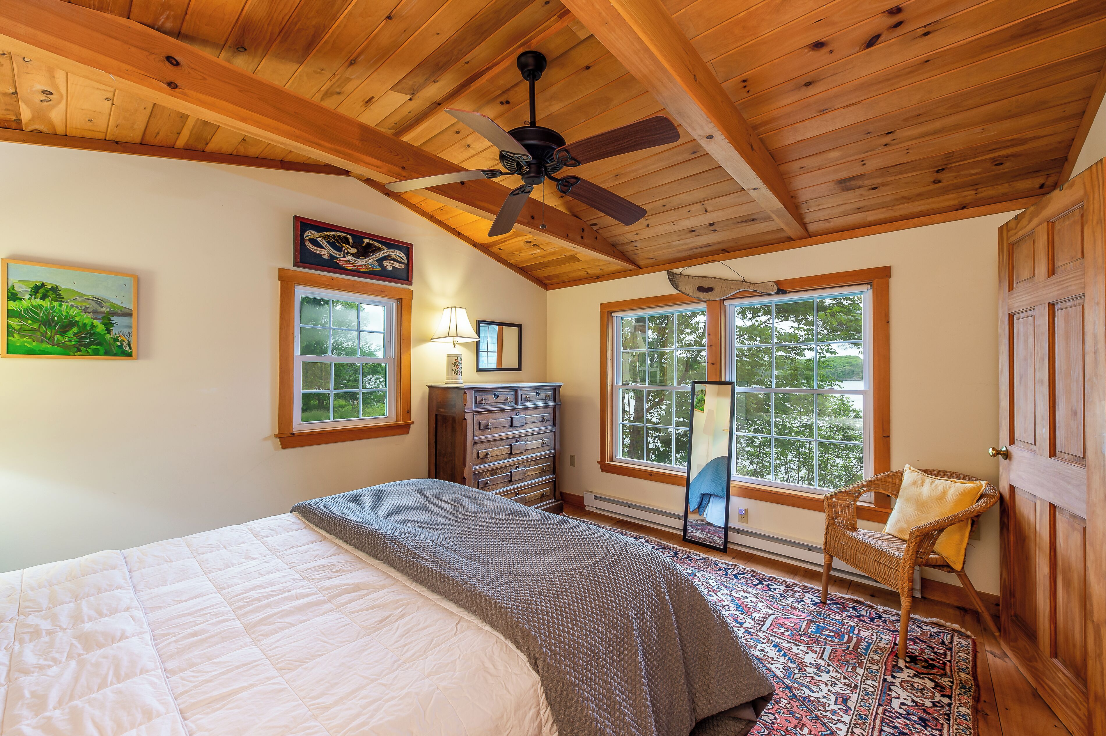 2 多间卧室、熨斗/熨衣板、免费 WiFi、床单