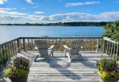 The Overlook- Enjoy stunning sunsets from this well-appointed Bailey Isl home