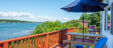 تناول الطعام بالخارج