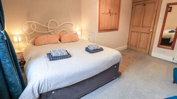 Casa rural | 2 dormitoris, decoració individual i mobiliari individual