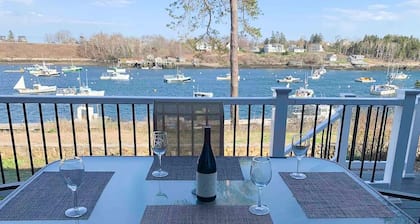 The perfect seaside retreat overlooking scenic Mackerel Cove on Bailey Island