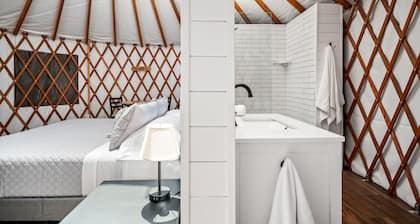 Ot 3515h Texas Yurt Haus: Horned Frog 1 Bedroom Cabin by RedAwning