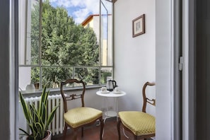 Apartamento básico, várias camas | Parte interna