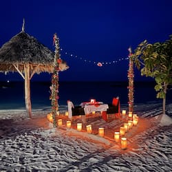 Couples’ dining
