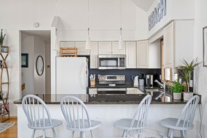 獨棟房屋, 多張床, 陽台 | 私人廚房 | 電冰箱、微波爐、烤箱、爐台