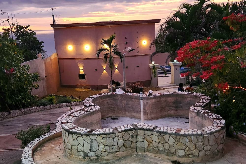 Boutique B & B at Stonevillage