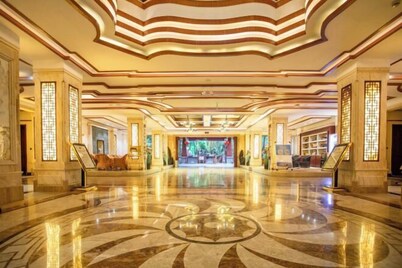 Malai Hot Spring Holiday Hotel