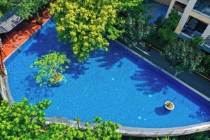Outdoor pool - Malai Hot Spring Holiday Hotel (Baoting)