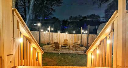 Restful home with game room and deck! 6 miles to city! (pet friendly)