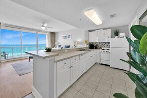 Fridge, microwave, oven, stovetop - Beachfront Luxury at Majestic #608 (Panama City Beach)