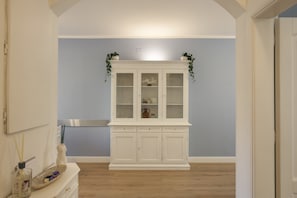 Appartamento Basic, 1 letto matrimoniale con divano letto | Interni