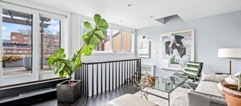 Stunning Brooklyn Carriage house with terrace and backyard. Central to Metro NYC