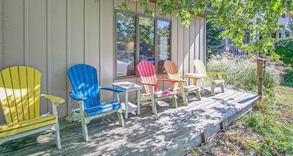 Driftwood: Downtown Saugatuck, Pet Friendly, Wrap-around Deck