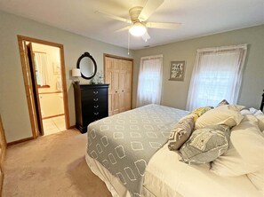 5 bedrooms, Internet, bed sheets