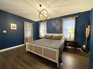 3 soverom, strykejern/-brett, wi-fi og sengetøy