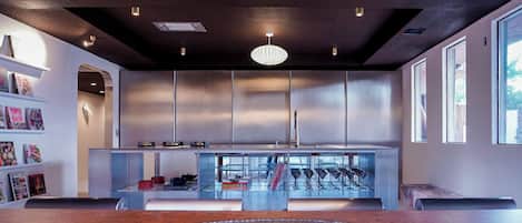 Bar (in der Unterkunft)