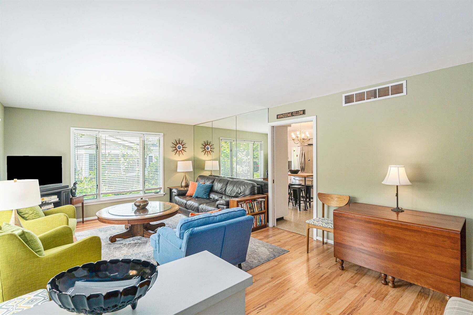 Lad And Fellow: Downtown Saugatuck Home Near Shops & Restaurants, Pet-friendly - Saugatuck, MI