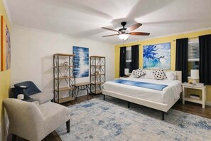 4 habitaciones, tabla de planchar con plancha, cuna de viaje y wifi