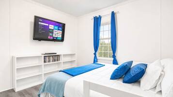 5 bedrooms, in-room safe, iron/ironing board, WiFi (free)