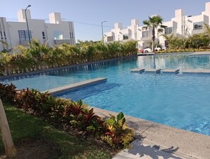 Exterior - Hermosa casa en coto con alberca  (Mezcales)