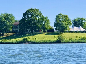 Exterior - King Room with Sleeper Sofa and Balcony (Chattanooga)