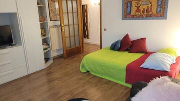 1 soveværelse, strygejern/strygebræt, weekendseng, gratis Wi-Fi