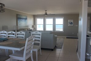 تلفزيون ذكي