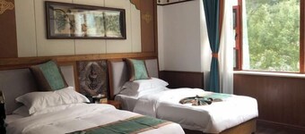 Baiyu Dongcha Culture Theme Hotel