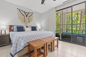 3 slaapkamers, een strijkplank/strijkijzer, gratis wifi, beddengoed