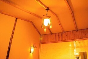 Room - Xiazhimian Inn (Lijiang)