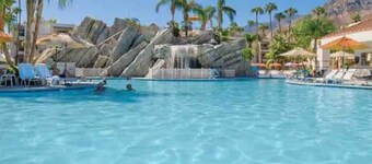 Coachella Jr Villa Palm Canyon Resort - Sleeps 4