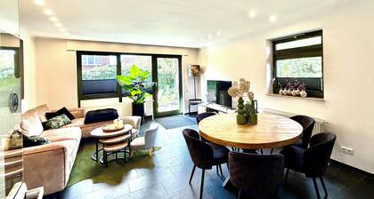 Vacation home with large garden in top location - for 6 people & dogs welcome