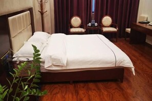 Room - Hongwei Hotel (Gengma)