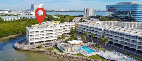 المنشأة من الخارج