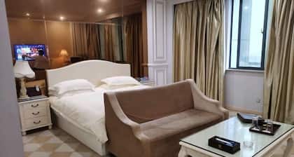 Changxing Changhong Theme Hotel